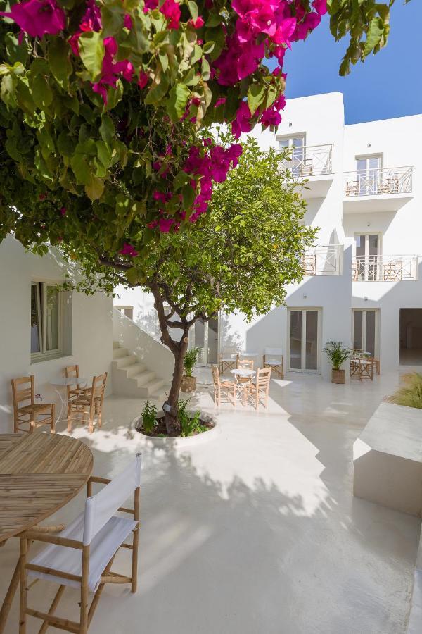 Kokoon Hotel Parikia  Exterior photo
